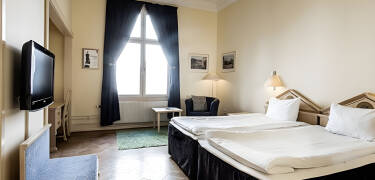 Helle, geräumige Zimmer, in denen Sie sicher gut schlafen können.