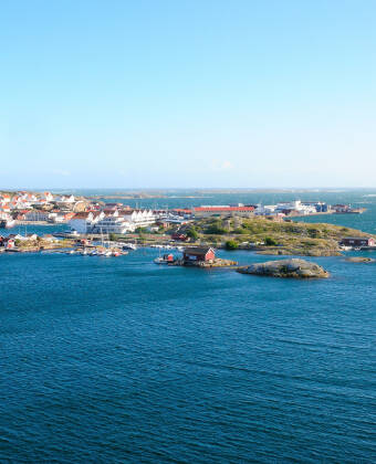 Opplev Bohusläns unike skjærgård med strender, seiling, samt fisk og skalldyr i verdensklasse.