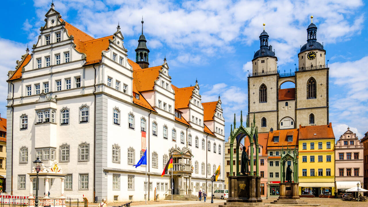 Die Lutherstadt Wittenberg mit ihrem historischen Stadtkern ist einen Besuch wert.