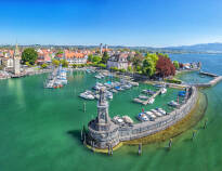 Lindau is a cosy town with a great location on Lake Constance and a view of the impressive Alps.