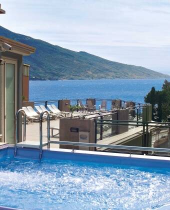 On the hotel's rooftop terrace on the 3rd floor, you can enjoy the small pool with jacuzzi and views of Lake Garda.