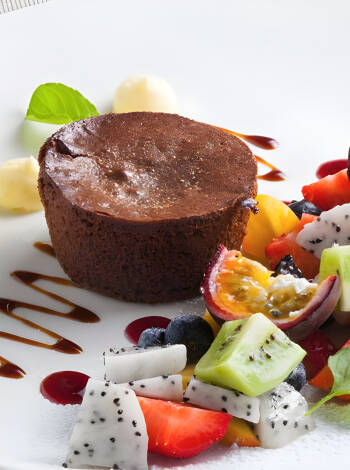 I hotellets restaurant serveres traditionelle italienske retter og søde desserter