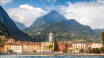 Entdecken Sie die schöne und charmante Küstenstadt Riva del Garda.