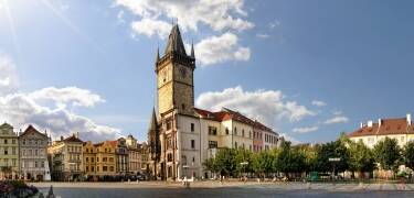 Hotel Ametyst Prague ligger i et stille område af bydelen Vinohrady, der ligger tæt i den historiske bymidte