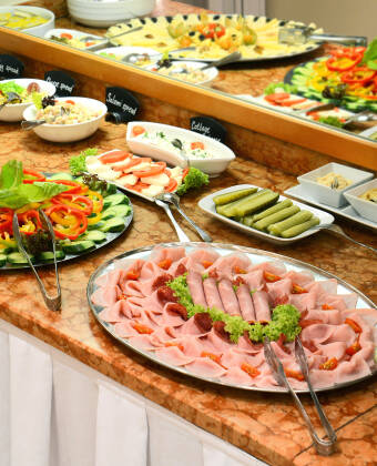 Hotel Ametyst Prague har en stor morgenbuffet, så I er klar til en spændende dag