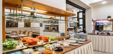 På Hotel Ametyst Prague kan ni starta dagarna med en god frukostbuffé.