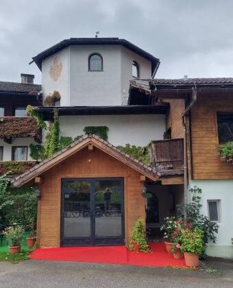 Välkommen til Landgasthof Asnter, beläget i trevliga Zillertal i Tyrolen!