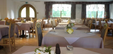 Try the local specialities in the restaurant.