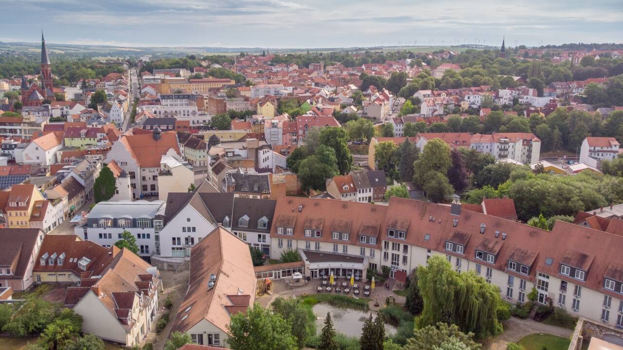 Das Hotel liegt ruhig und dennoch zentral in Apolda – ideal, um die Stadt zu erkunden.
