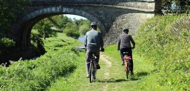 Die Umgebung eignet sich ideal zum Radfahren – dank Fahrradverleih im Hotel können Sie die Natur einfach erkunden.