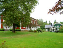 The two old soldiers' homes and a house are owned and run as a guest house by Greta Garbo's aunt.