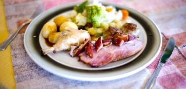 The restaurant serves lovely food and freshly bottled beer in a cosy setting