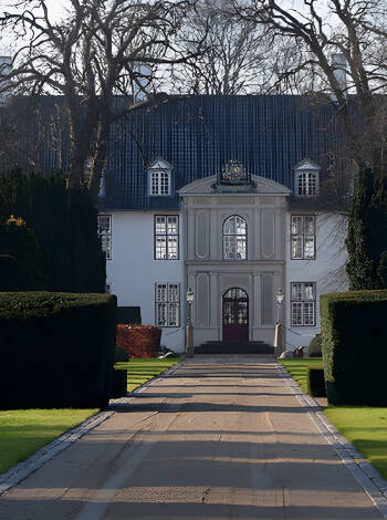 At Tønder Motel Apartments you will find spacious and bright rooms with private bathroom, toilet and TV.