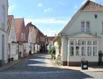 Tønder Motel Apartments ligger sentralt i Tønder, som har hyggelige gater.