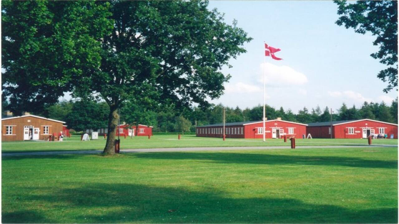 Besøg den nazisternes danske interneringslejr i Danmark.