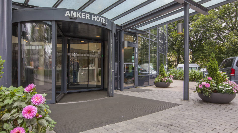 Velkommen til Hotel Anker, som ligger midt i Oslo og tæt på alt det spændende som foregår i Norges hovedstad