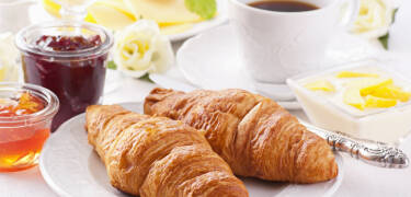 Beginnen Sie den Tag mit einem guten, herzhaften Frühstück.