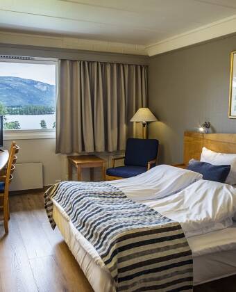Stay comfortably in the hotel's bright rooms, which make a great base for your stay in Vrådal