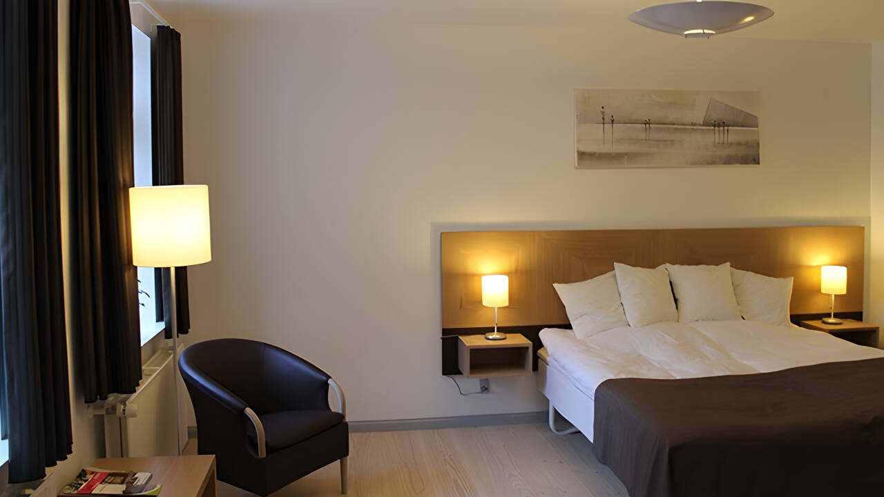 Alle hotellets lyse og romslige værelser er kalt opp etter betydningsfulle lokale personligheter eller begivenheter.