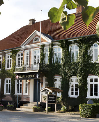 Gram Slot & Slotskroen