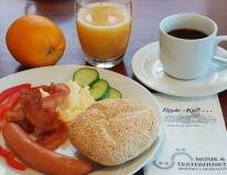 A good breakfast gives the right start to the day - the adventures in Southern Jutland await.