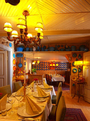 Das Gasthaus strahlt viel Charme und Gemütlichkeit aus. Es ist fast ein lebendiges Museum.