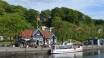 En kort bilresa från hotellet ligger Silkeborg, där kan ni ta en tur på vattnet med Hjejlen.