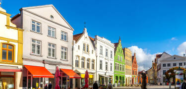 Das Ringhotel Altstadt Güstrow befindet sich in zentraler Lage in Güstrow, direkt neben dem Marktplatz und dem Schloss.