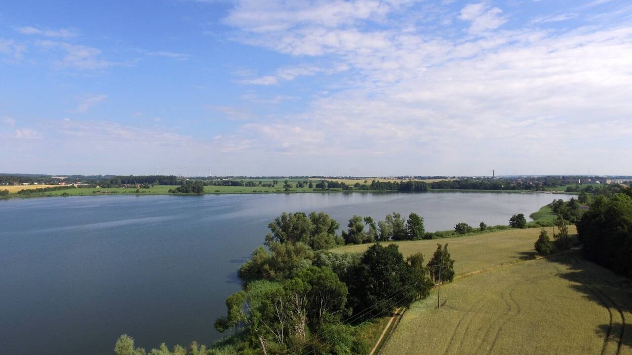 Mecklenburg-Vorpommern er fyldt med hyggelige byer, der ligger som perler på en snor i det smukke sølandskab.