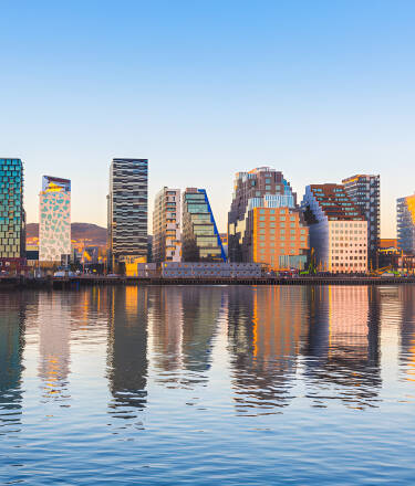 Miss inte chansen att upptäcka Oslo – en dynamisk huvudstad full av fascinerande historia, innovativ konst och pulserande kultur, bara en kort resa bort från Son Spa.