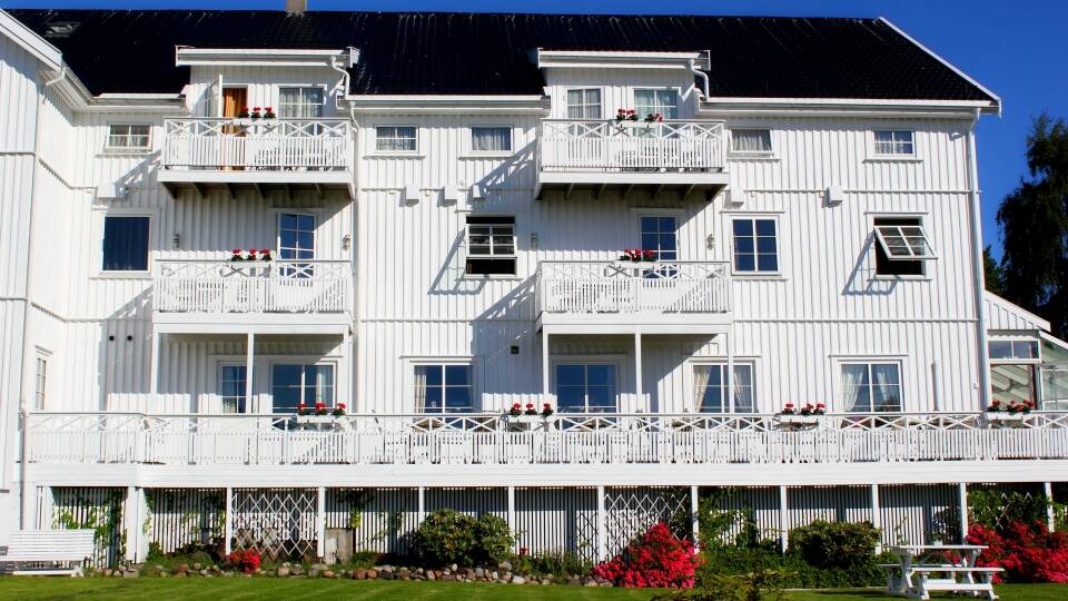 Arendal Herregaard Spa & Resort är beläget i Færvik, endast några få hundra meter från Spornes strand.