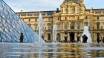Et af verdens mest berømte museer, Louvre, ligger i vidunderlige bygninger og er et must at besøge.