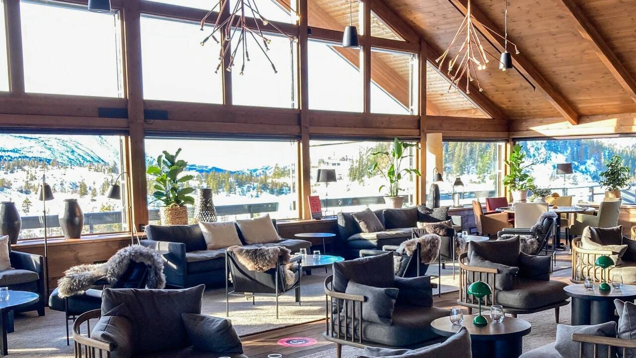 Hotellet tilbyder familievenlige og stilfulde rammer i en varm atmosfære.