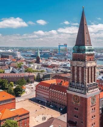 Bo midt i hjertet af Kiel, hvor byens livlige centrum og kulturelle oplevelser er lige om hjørnet.