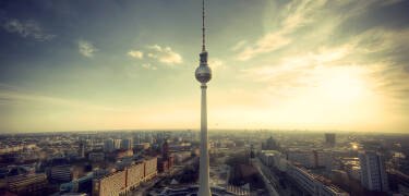 Experience Berlin! See all the famous landmarks such as the Berlin Wall, Museum Island, Brandenburg Gate, Cathedral and Reichstag.