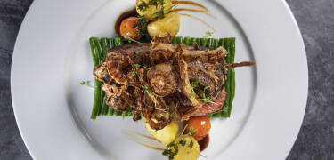 Hotellets hyggelige restaurant, N°31 Pavillon, tilbyr lekker mat med en regional vri.
