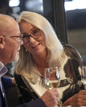 Hotellet erbjuder en härlig bar där du kan ta en drink och njuta av den härliga atmosfären.