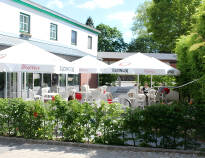 Weather permitting, you can enjoy refreshments in the hotel's cosy courtyard.