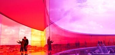 ARoS Kunstmuseum er en kulturel oplevelse, du ikke bør gå glip af.