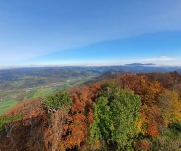 I nærheden af Hocheck kan man kælke, klatre, gå via ferrata og vandre på naturskønne stier.