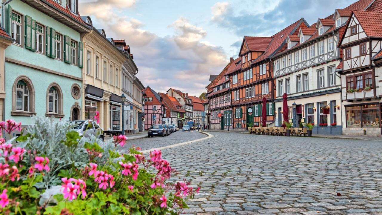 Quedlinburg er på UNESCO´s verdensarvsliste takket være sine velbevarede bindingsværkshuse, brostensgader i den gamle bydel.