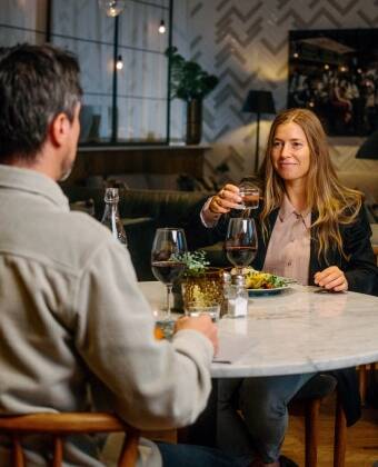 Med halvpensjon er måltidene inkludert, så du kan slappe enda mer av.