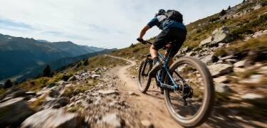 Well-developed bike parks and downhill tracks await mountian bike enthusiasts.