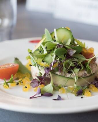 In Herning haben Sie sehr gute Shopping Möglichkeiten und im Hotel können Sie Lunch und Abendessen essen.