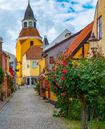 Her er et vell av utflukter: museene i Faaborg, dagstur til Odense eller slottene og herregårdene på Fyn.