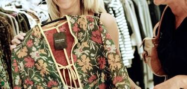 Der findes gode shoppingmuligheder både i Juelsminde og i Horsens.