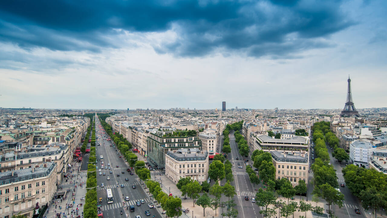 Machen Sie einen Tagesausflug nach Paris oder zu den schönen Stränden von Dauville.