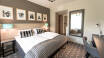 Hotellets moderna rum är elegant inredda i trevliga färger och har utsikt antingen mot skidanläggningen eller dalen nedanför
