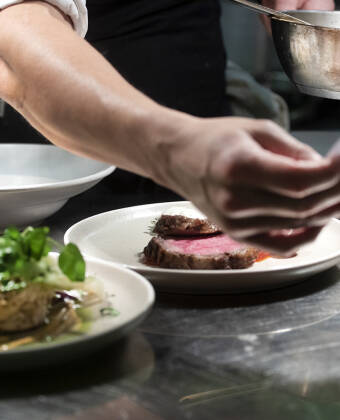 Enjoy a dinner or lunch in the hotel’s inn.