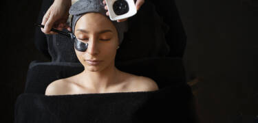 Gönnen Sie sich ein ganz besonderes Erlebnis und einen Moment der Entspannung nur für sich selbst, indem Sie eine Behandlung im Beauty Loft des Hotels buchen.
